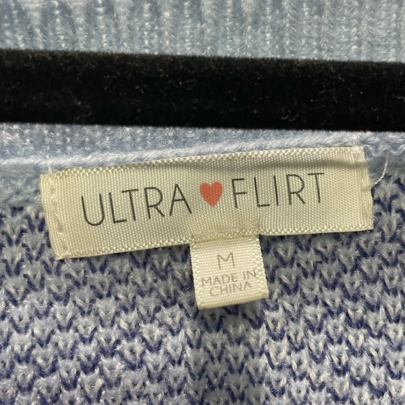 Junior’s Size Medium Blue Argyle Sweater Vest - Picture 3 of 5